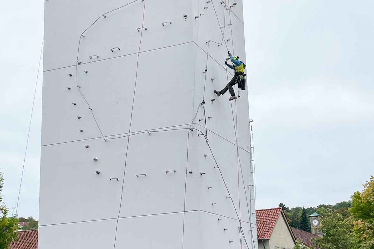 Klettersteigbau Betonwand Bad Hersfeld